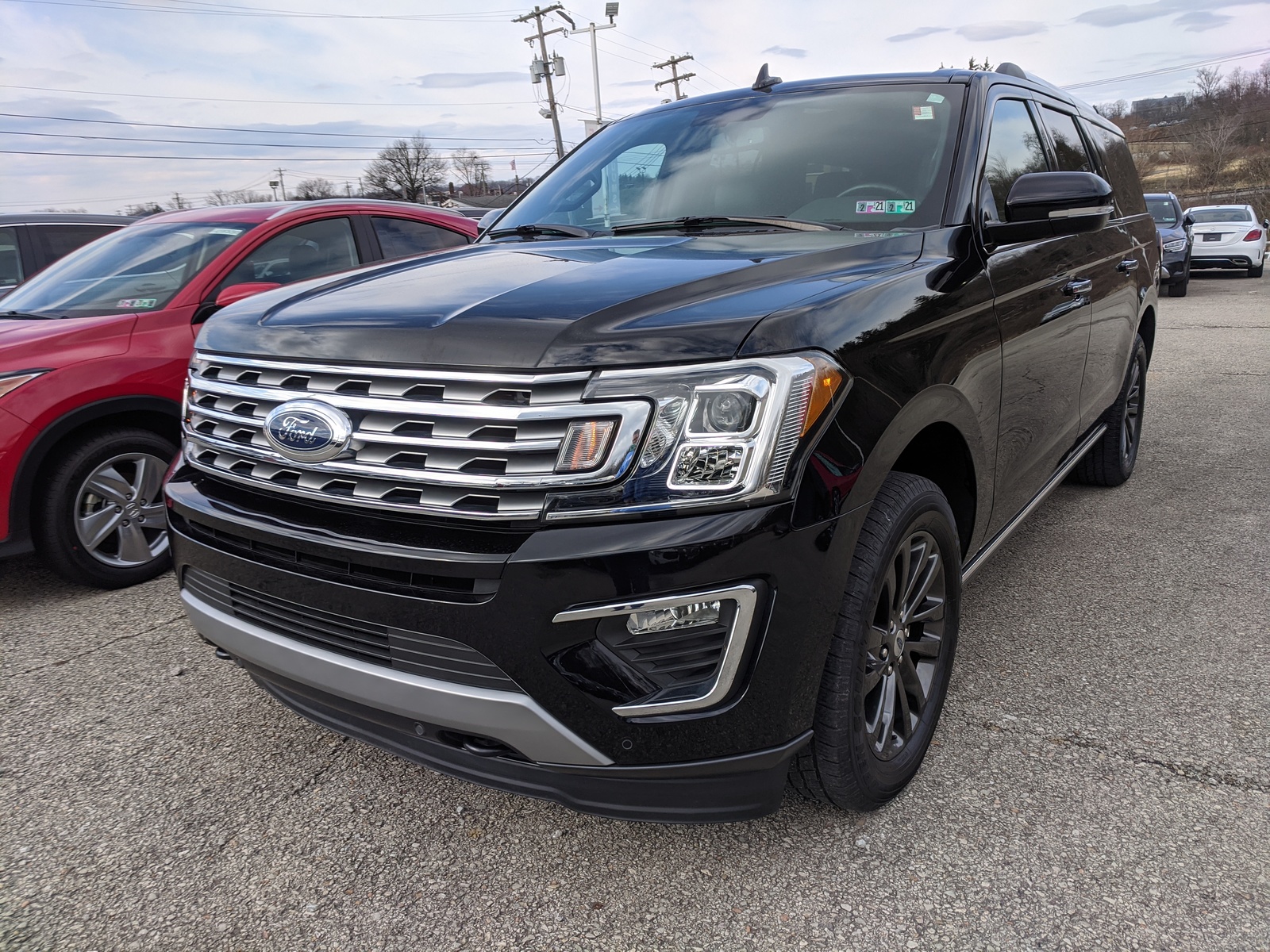 Pre-Owned 2019 Ford Limited 4WD