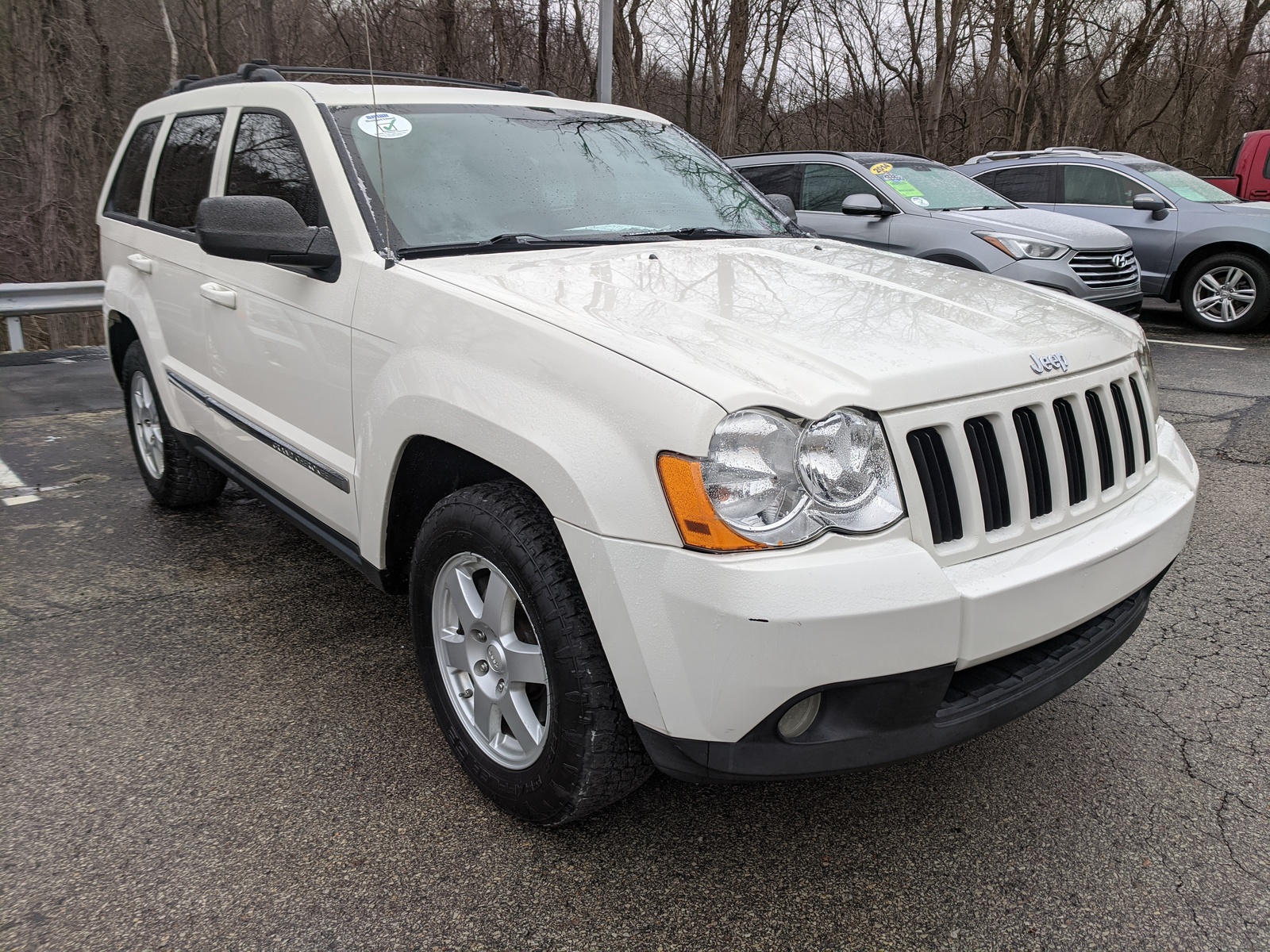 Pre-Owned 2010 Jeep Grand Cherokee Laredo in Stone White | Greensburg